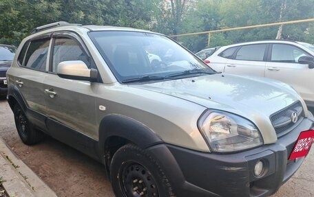 Hyundai Tucson III, 2006 год, 610 000 рублей, 2 фотография