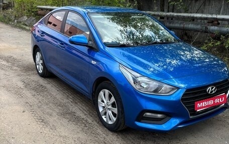 Hyundai Solaris II рестайлинг, 2017 год, 1 150 000 рублей, 2 фотография