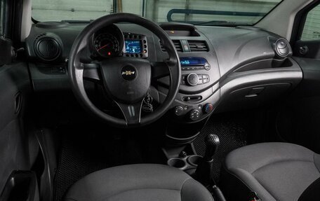 Chevrolet Spark III, 2012 год, 549 000 рублей, 6 фотография