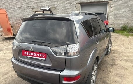 Mitsubishi Outlander III рестайлинг 3, 2011 год, 1 072 000 рублей, 5 фотография