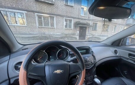 Chevrolet Cruze II, 2012 год, 610 000 рублей, 4 фотография