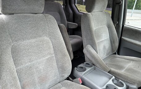 KIA Carnival III, 2004 год, 335 000 рублей, 7 фотография