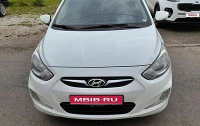 Hyundai Solaris II рестайлинг, 2012 год, 750 000 рублей, 1 фотография