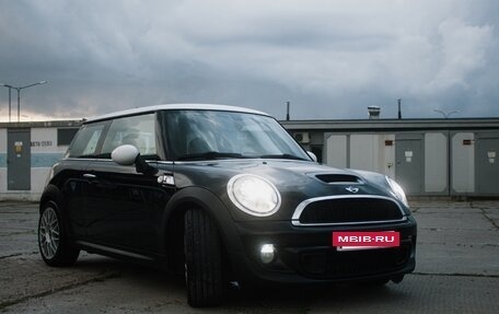 MINI Hatch, 2011 год, 950 000 рублей, 2 фотография
