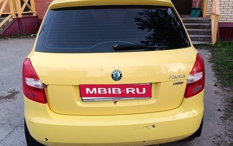 Skoda Fabia II, 2011 год, 340 000 рублей, 2 фотография