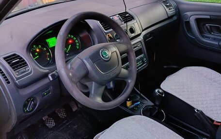 Skoda Fabia II, 2011 год, 340 000 рублей, 12 фотография
