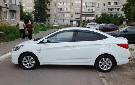 Hyundai Solaris II рестайлинг, 2012 год, 750 000 рублей, 2 фотография