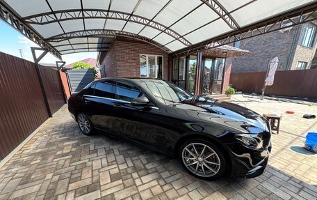Mercedes-Benz E-Класс, 2018 год, 2 490 000 рублей, 3 фотография