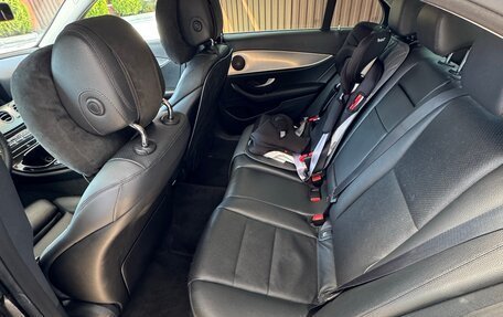 Mercedes-Benz E-Класс, 2018 год, 2 490 000 рублей, 13 фотография
