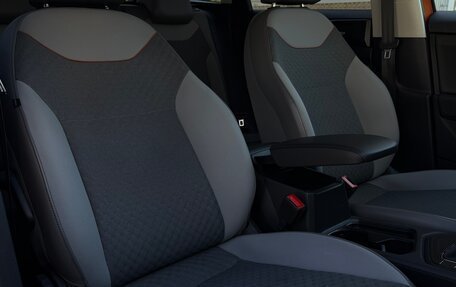 Volkswagen Taos, 2021 год, 2 415 000 рублей, 32 фотография