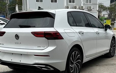 Volkswagen Golf VIII, 2022 год, 1 793 954 рублей, 6 фотография