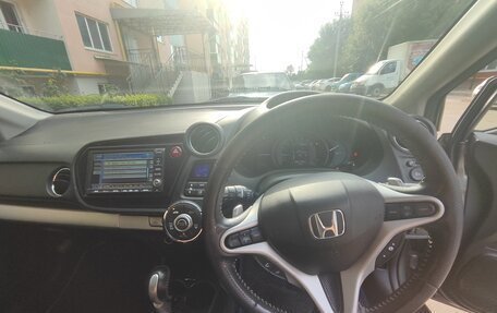 Honda Insight II рестайлинг, 2012 год, 1 180 000 рублей, 19 фотография