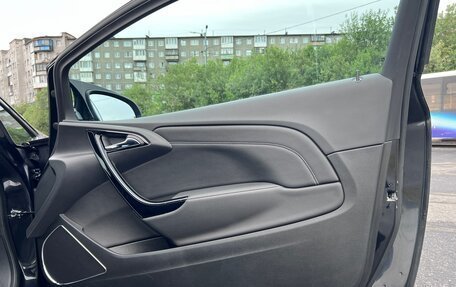 Opel Astra J, 2012 год, 900 000 рублей, 30 фотография
