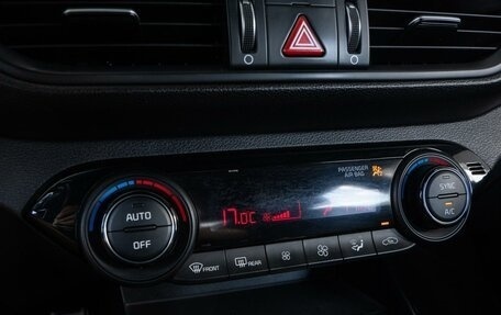 KIA K3, 2020 год, 1 790 000 рублей, 17 фотография