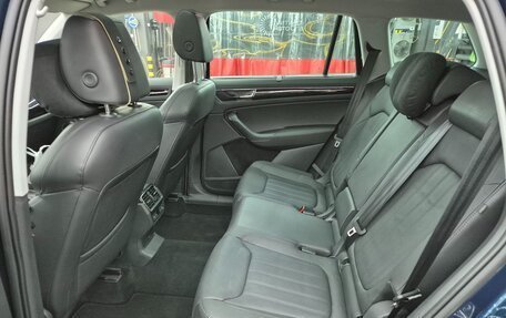 Skoda Kodiaq I, 2023 год, 4 100 000 рублей, 13 фотография