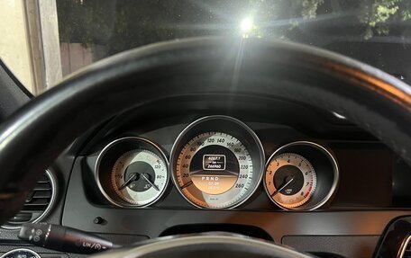 Mercedes-Benz C-Класс, 2011 год, 1 350 000 рублей, 3 фотография
