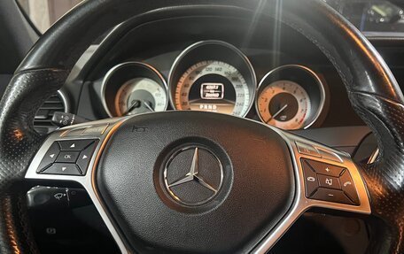 Mercedes-Benz C-Класс, 2011 год, 1 350 000 рублей, 2 фотография
