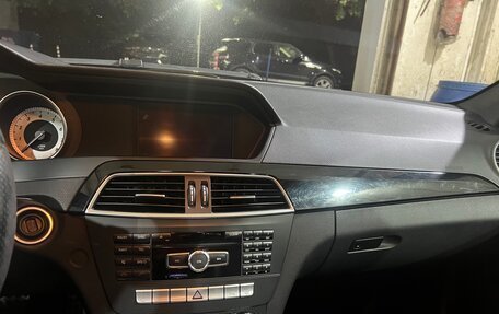 Mercedes-Benz C-Класс, 2011 год, 1 350 000 рублей, 5 фотография