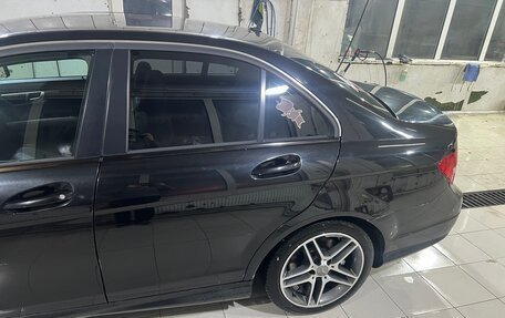 Mercedes-Benz C-Класс, 2011 год, 1 350 000 рублей, 18 фотография