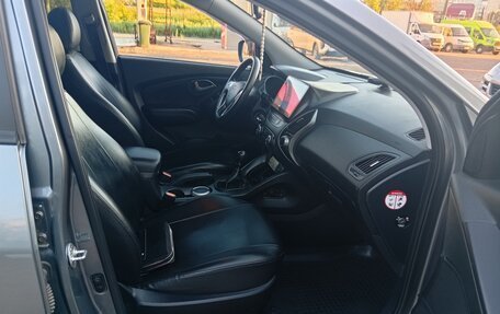 Hyundai ix35 I рестайлинг, 2014 год, 1 250 000 рублей, 2 фотография