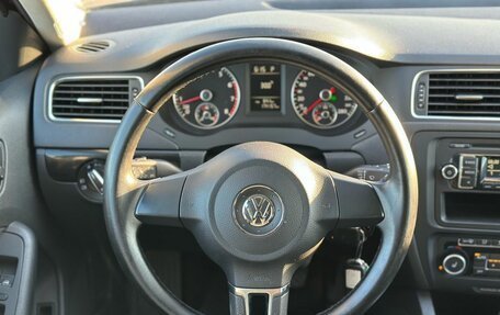 Volkswagen Jetta VI, 2012 год, 999 000 рублей, 35 фотография