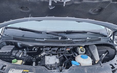 Volkswagen Multivan T6 рестайлинг, 2017 год, 3 780 000 рублей, 21 фотография