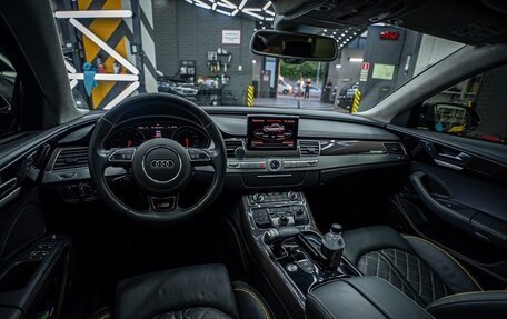 Audi A8, 2016 год, 4 200 000 рублей, 13 фотография
