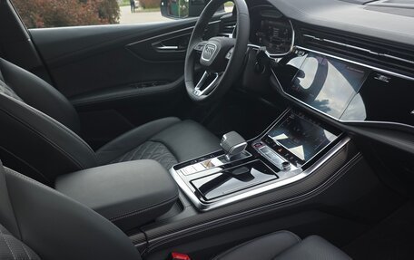 Audi SQ7, 2025 год, 15 000 000 рублей, 11 фотография