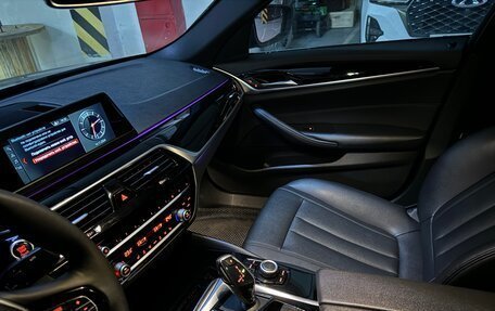 BMW 5 серия, 2019 год, 2 200 000 рублей, 8 фотография