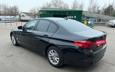 BMW 5 серия, 2019 год, 2 200 000 рублей, 15 фотография