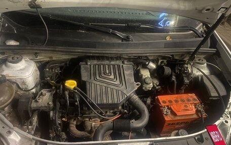 Renault Logan II, 2017 год, 485 000 рублей, 12 фотография