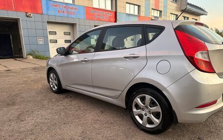 Hyundai Solaris II рестайлинг, 2014 год, 959 999 рублей, 3 фотография