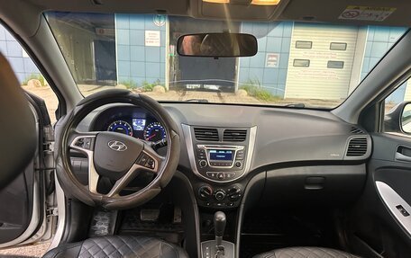 Hyundai Solaris II рестайлинг, 2014 год, 959 999 рублей, 6 фотография
