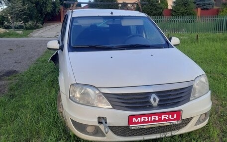 Renault Logan I, 2013 год, 400 000 рублей, 1 фотография