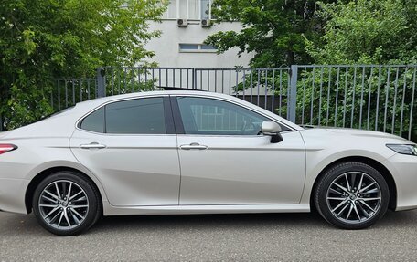 Toyota Camry, 2022 год, 3 199 000 рублей, 3 фотография