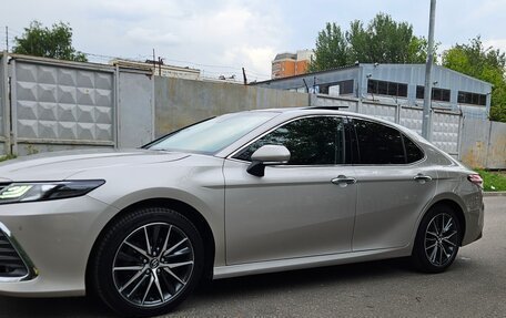 Toyota Camry, 2022 год, 3 199 000 рублей, 4 фотография