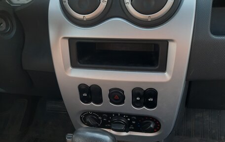 Renault Logan I, 2013 год, 400 000 рублей, 10 фотография
