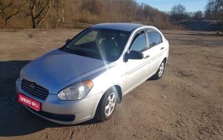 Hyundai Verna II, 2006 год, 410 000 рублей, 1 фотография