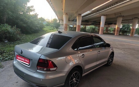 Volkswagen Polo VI (EU Market), 2018 год, 1 000 000 рублей, 1 фотография