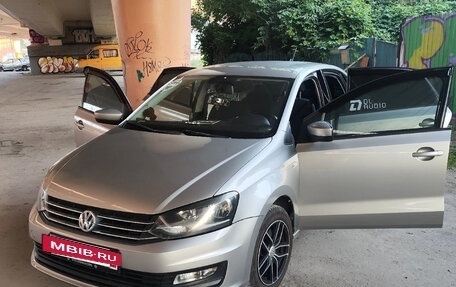 Volkswagen Polo VI (EU Market), 2018 год, 1 000 000 рублей, 2 фотография