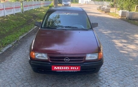 Opel Astra F, 1992 год, 95 000 рублей, 1 фотография