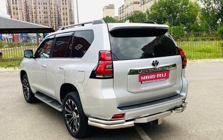 Toyota Land Cruiser Prado 150 рестайлинг 2, 2018 год, 5 300 000 рублей, 3 фотография