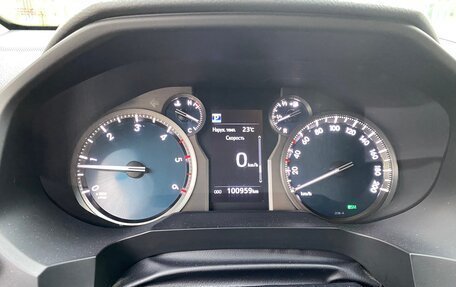 Toyota Land Cruiser Prado 150 рестайлинг 2, 2018 год, 5 300 000 рублей, 10 фотография