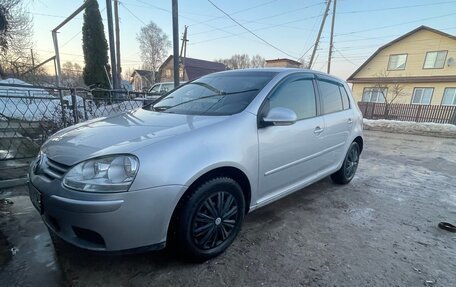 Volkswagen Golf V, 2008 год, 500 000 рублей, 2 фотография