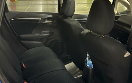 Honda Fit III, 2013 год, 750 000 рублей, 7 фотография
