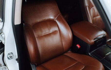Toyota Land Cruiser 200, 2014 год, 3 700 000 рублей, 25 фотография