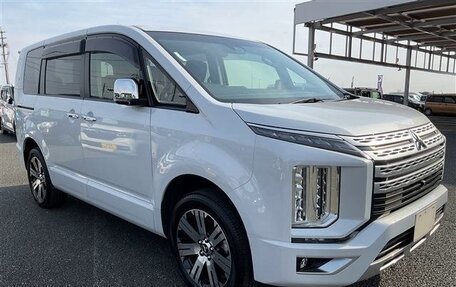 Mitsubishi Delica D:5 I, 2022 год, 2 309 000 рублей, 3 фотография