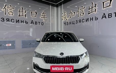 Skoda Rapid II, 2022 год, 1 320 000 рублей, 2 фотография