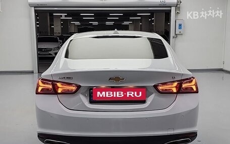 Chevrolet Malibu IX, 2022 год, 1 550 000 рублей, 3 фотография