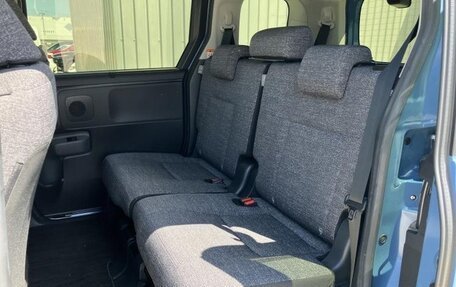 Toyota Sienta, 2023 год, 1 154 000 рублей, 16 фотография